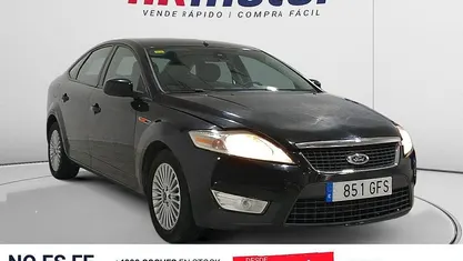 Usado Ford Mondeo Trend 126 CV (92 kW) 2008 Berlina