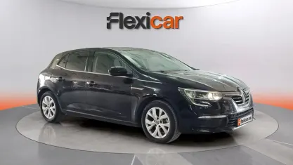 Usado Renault Mégane IV LIMITED 140 CV (102 kW) 2020 Negro Berlina