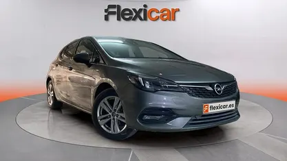 Usado Opel Astra 110 CV (80 kW) 2020 Berlina