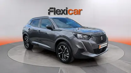 Usado Peugeot 2008 Allure 131 CV (96 kW) 2023 SUV