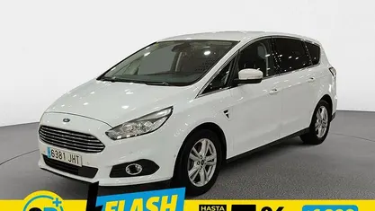 Usado Ford S-MAX Titanium 150 CV (110 kW) 2015 Blanco Monovolumen