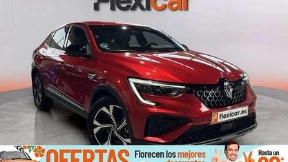 Käytetty Renault Arkana Techno 145 HP (106 kW) 2025 Punainen Katumaasturi