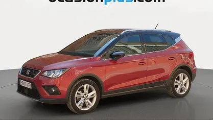 Usado Seat Arona Ecomotive 116 CV (85 kW) 2019 Rojo SUV