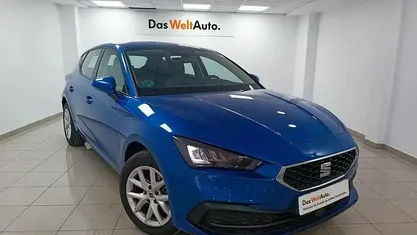 Usado Seat Leon Style 110 HP (80 kW) 2024 Azul Citadino