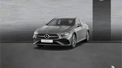 Gris montaña Usado 2024 Mercedes A200 Berlina | 34.500 € (Precio justo)
