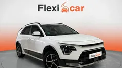 Blanco Usado 2024 Kia Niro SUV | 22.090 € (Buen precio)