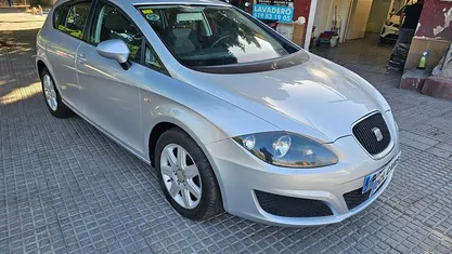 Käytetty Seat Leon Reference 90 HP (66 kW) 2009 Harmaa Viistoperä