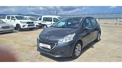 Gris Usado 2014 Peugeot 208 Access Utilitario | 6900 € (Precio justo)