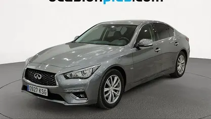 Usado Infiniti Q50 Premium 170 CV (125 kW) 2018 Gris Berlina