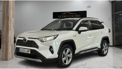 Usado Toyota RAV4 Hybrid Advance 218 CV (160 kW) 2021 Blanco SUV