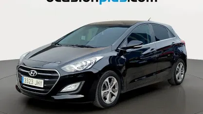 Begagnad Hyundai i30 110 HK (80 kW) 2015 Svart Halvkombi