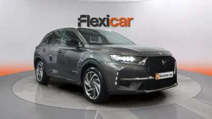 Usado DS Automobiles DS7 Crossback So Chic 130 CV (95 kW) 2019 Gris SUV