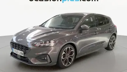 Usado Ford Focus ST-Line 125 CV (91 kW) 2021 Gris Utilitario