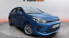 Azul Usado 2022 Kia Rio Berlina | 13.390 € (Precio justo)