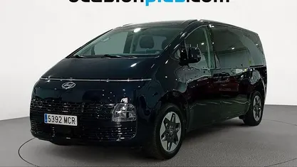 Azul Usado 2022 Hyundai Staria Monovolumen | 28.173 € (Super precio)