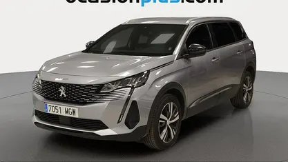 Gris Usado 2023 Peugeot 5008 Allure SUV | 18.446 € (Buen precio)