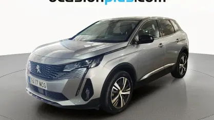 Usado Peugeot 3008 Allure 131 CV (96 kW) 2022 Gris SUV