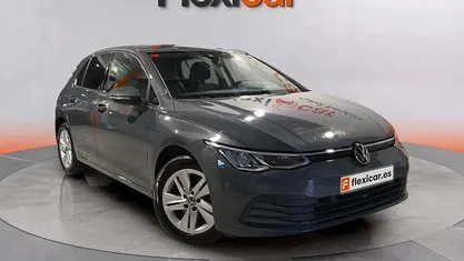 Usado 2021 VW Golf Life Berlina | 20.390 € (Super precio)