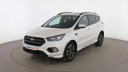Usado Ford Kuga ST-Line 120 CV (88 kW) 2017 Blanco SUV