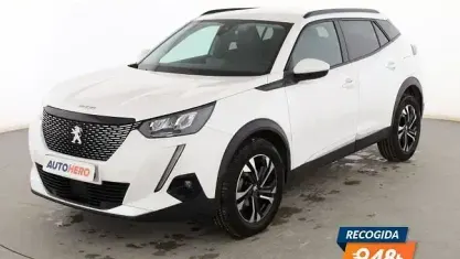 Usado Peugeot 2008 Allure 101 CV (74 kW) 2021 Blanco SUV