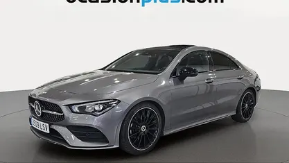 Gris Usado 2021 Mercedes CLA200 AMG Berlina | 30.537 € (Buen precio)