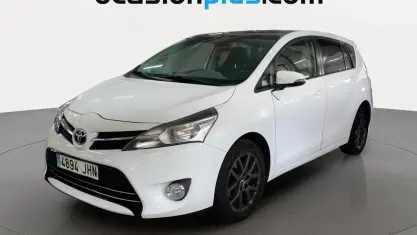 Usado Toyota Verso Advance 132 CV (97 kW) 2015 Blanco Monovolumen