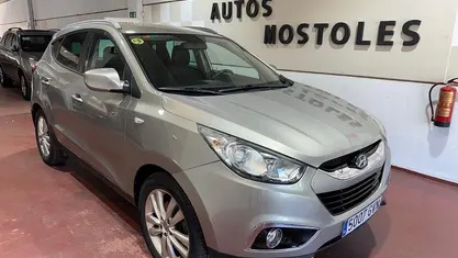 Usado Hyundai ix35 Comfort 136 CV (100 kW) 2010 Gris / plata SUV