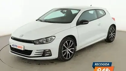 Begagnad VW Scirocco R-line BlueMotion 180 HK (132 kW) 2016 Sportkupé