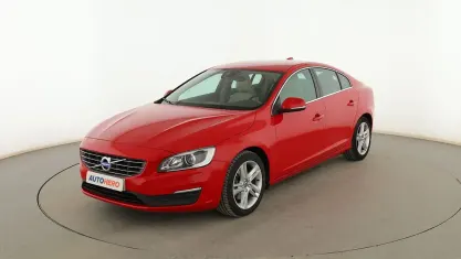 Usado Volvo S60 Momentum 150 CV (110 kW) 2016 Rojo Berlina