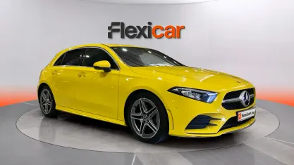 Usado Mercedes A180 116 CV (85 kW) 2020 Amarillo Utilitario