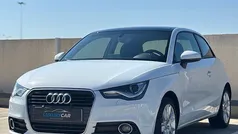 Blanco Usado 2013 Audi A1 Ambition Utilitario | 12.490 € (Precio justo)