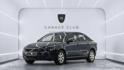 Gris / plata Usado 2006 Volvo S40 Momentum Berlina | 4999 € (Precio justo)