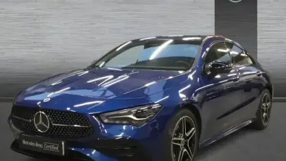Usado Mercedes CLA220 190 CV (139 kW) 2025 Azul Berlina