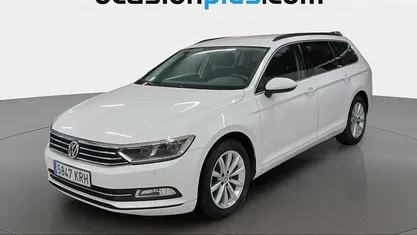Blanco Usado 2018 VW Passat Advance Familiar | 13.910 € (Buen precio)