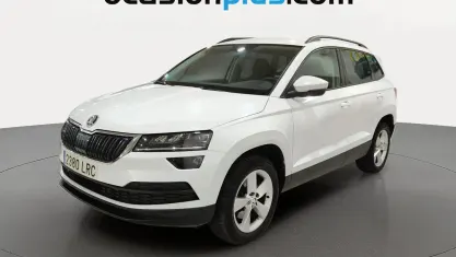 Usado Skoda Karoq Ambition 150 CV (110 kW) 2021 Blanco SUV