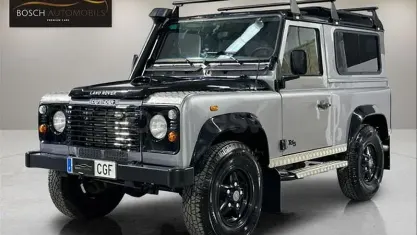 Usado Land Rover Defender 122 HP (89 kW) 2003 SUV