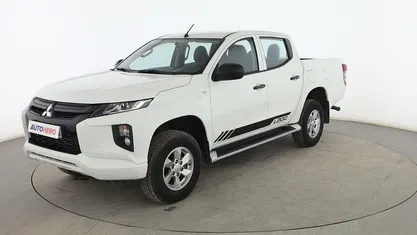 Usado Mitsubishi L200 Edition 150 CV (110 kW) 2021 Blanco Pickup/Camioneta