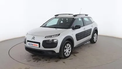 Usado 2017 Citroën C4 Feel SUV | 9199 € (Buen precio)