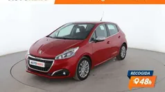 Usado 2018 Peugeot 208 Allure Utilitario | 9599 € (Precio justo)