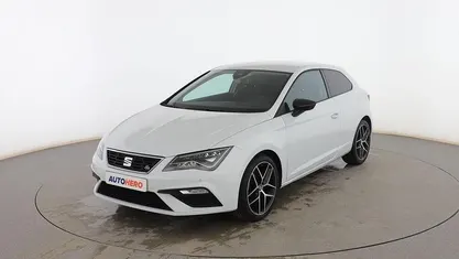 Usado Seat Leon FR 125 CV (91 kW) 2017 Blanco Coupe