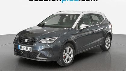 Usado Seat Arona FR 150 CV (110 kW) 2023 Gris SUV