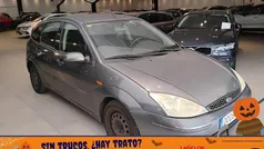 Marrón Usado 2004 Ford Focus Trend Berlina | 1250 € (Buen precio)