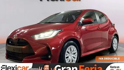 Usado 2023 Toyota Yaris Hybrid Active Utilitario | 16.990 € (Buen precio)