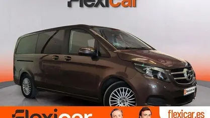 Usado Mercedes V220 163 CV (119 kW) 2018 Gris / plata Monovolumen