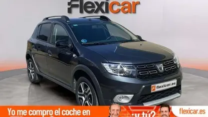 Usado Dacia Sandero Comfort 101 CV (74 kW) 2020 Gris Berlina