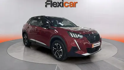 Usado Peugeot 2008 GT 131 CV (96 kW) 2023 SUV