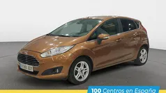 Usado 2015 Ford Fiesta Trend Utilitario | 9050 € (Precio justo)