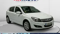 Blanco Usado 2008 Opel Astra Cosmo Berlina | 4590 € (Precio justo)