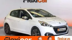 Usado 2017 Peugeot 208 Allure Utilitario | 8990 € (Precio justo)