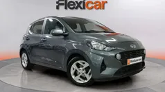 Gris Usado 2021 Hyundai i10 Utilitario | 9890 € (Buen precio)